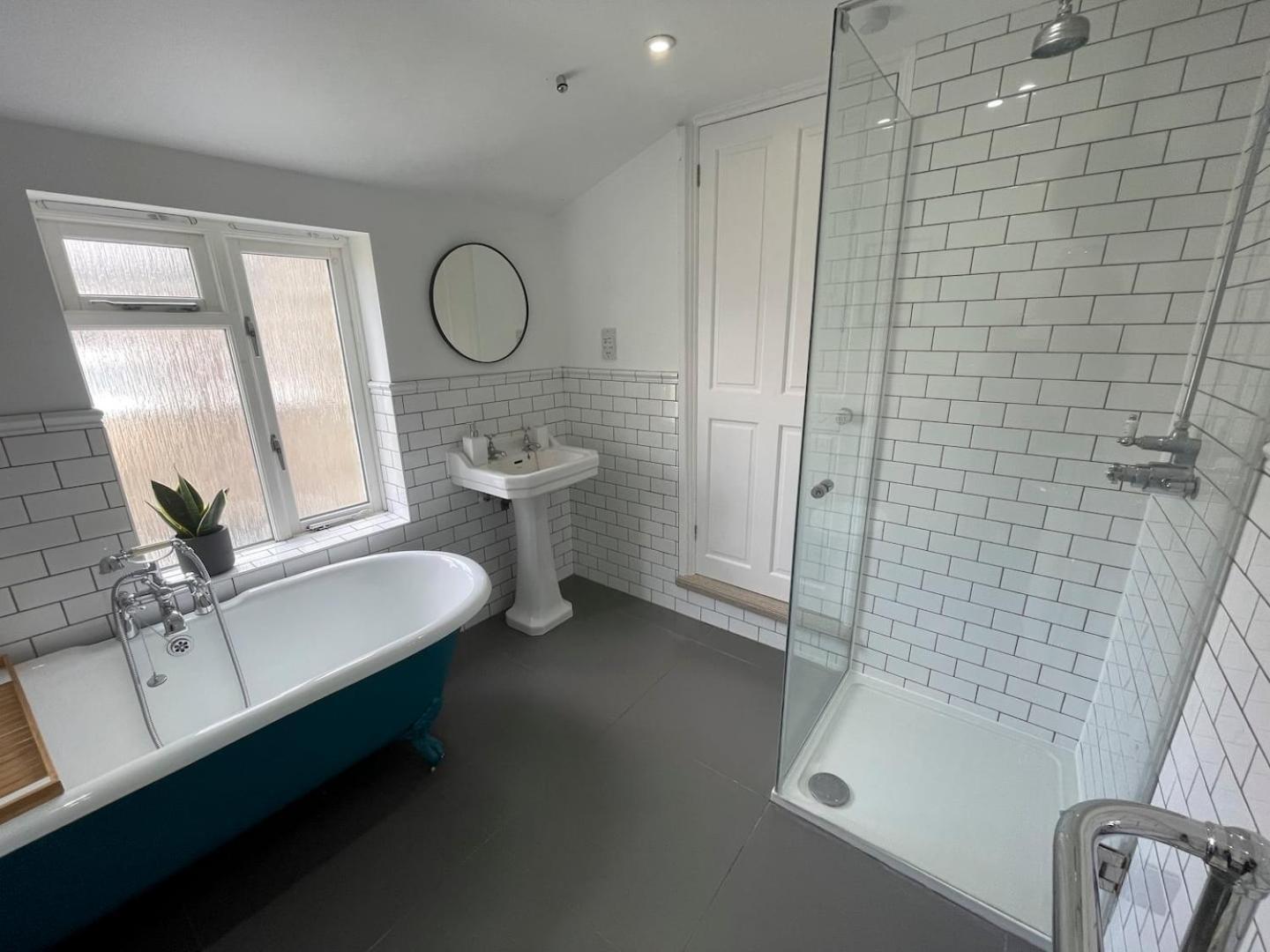 Fantastic Victorian House, Excellent City Location - Cambridge Homehost Ngoại thất bức ảnh